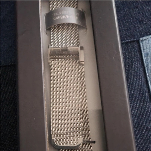 Vince Camuto Silver Mesh Watch - Picture 1 of 5